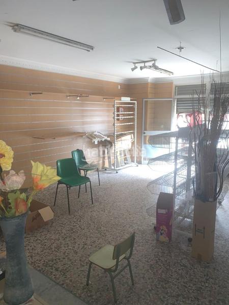 Foto fbce0f0d-5ace-4f7b-8216-ec4c301f2cbb. Local comercial a Nuevo Parque - Los Rosales - Tráfico Pesado Huelva