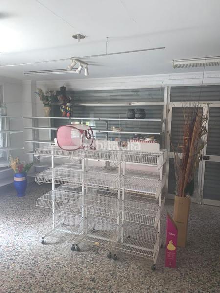 Foto fd3d5c76-b970-4b2b-9f50-9cdbaf5dd71d. Local comercial a Nuevo Parque - Los Rosales - Tráfico Pesado Huelva