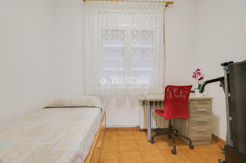 Foto 0d9c9d62-d0a0-417f-b920-def4e1c77827. Piso  en venta en lhospitalet de llobregat en Hospitalet de Llobregat (L´)