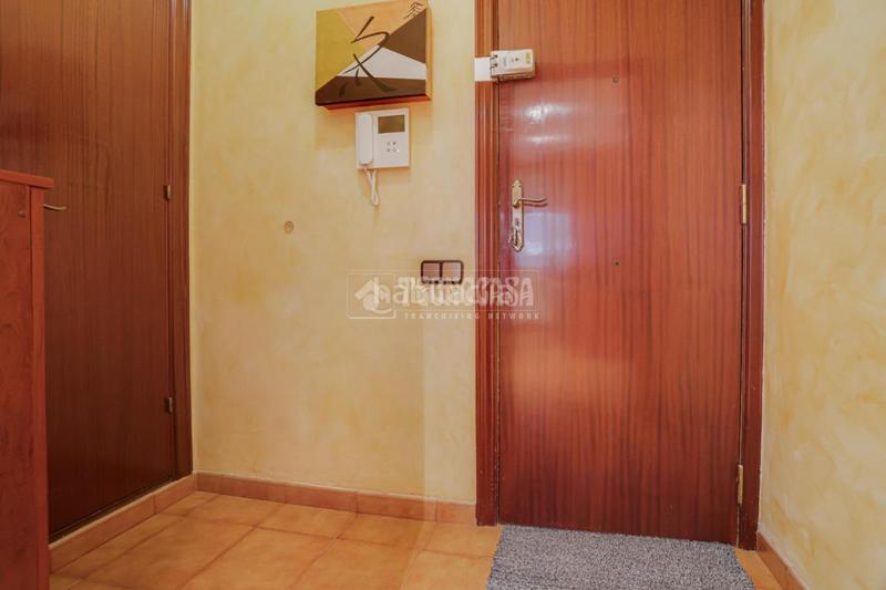 Foto 17db261c-28db-4962-b2a2-48ce817fe0f8. Piso  en venta en lhospitalet de llobregat en Hospitalet de Llobregat (L´)