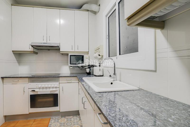 Foto 6b5c9cc6-85ad-4c3a-98bf-dcf2abf88a78. Piso  en venta en lhospitalet de llobregat en Hospitalet de Llobregat (L´)