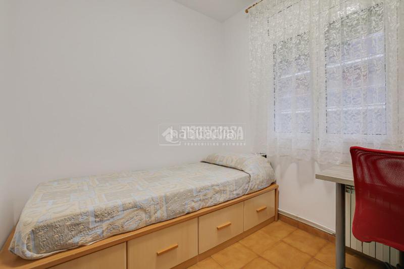 Foto ea514c28-8f96-4926-bc52-9a335b77302b. Piso  en venta en lhospitalet de llobregat en Hospitalet de Llobregat (L´)