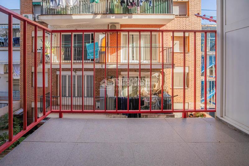 Foto 270a0a1f-b33a-40c6-a885-1c7860afa3fc. Piso  en venta en lhospitalet de llobregat en Hospitalet de Llobregat (L´)