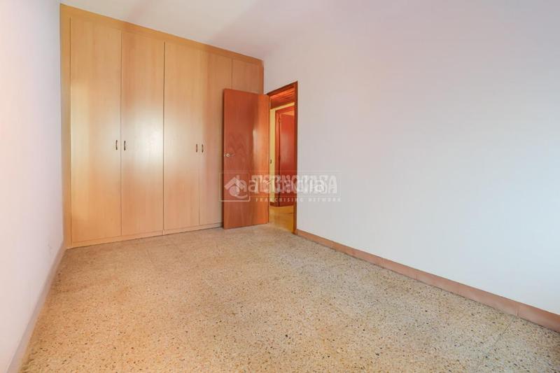 Foto 2f171c4e-1a42-4321-aff1-4582b10fd0c7. Piso  en venta en lhospitalet de llobregat en Hospitalet de Llobregat (L´)