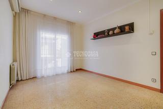 Etagenwohnung in Santa Eulàlia. Piso en venta en lhospitalet de llobregat
