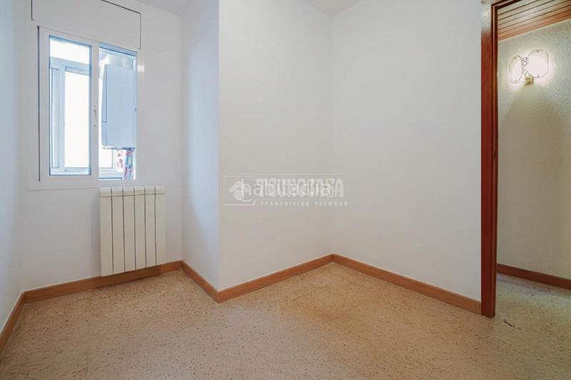 Foto 75d87fda-7b76-4a99-bd17-473ca95f0942. Piso  en venta en lhospitalet de llobregat en Hospitalet de Llobregat (L´)