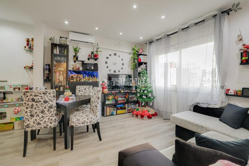 Foto 440f9cec-97e7-4a67-ba5a-026970765948. Piso  en venta en lhospitalet de llobregat en Hospitalet de Llobregat (L´)