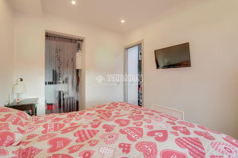 Foto 8d3915ef-b070-4676-b041-af96f9449d8a. Piso  en venta en lhospitalet de llobregat en Hospitalet de Llobregat (L´)