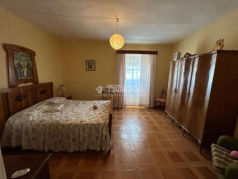 Foto 3cc7d555-a0fc-409c-9423-52f497a33c52. Casa pareada casa en venta en Baeza