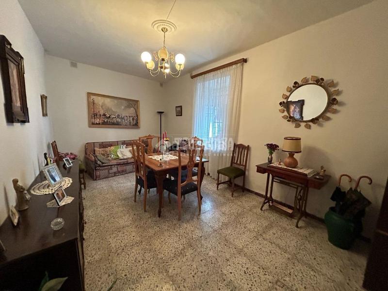 Foto a7b35344-1787-4a8f-adf6-b23bbb003d9c. Casa pareada casa en venta en Baeza