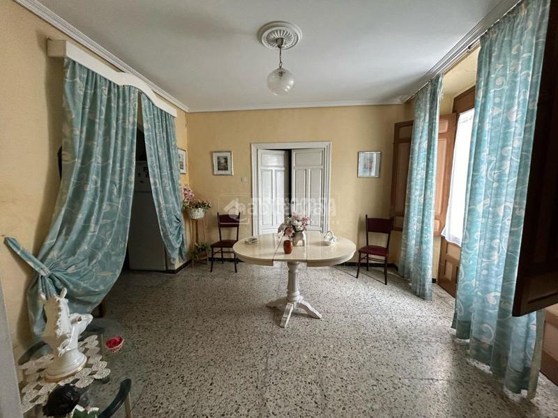 Foto d6181775-ce57-4d0a-b4ba-bd7094ef085b. Casa pareada casa en venta en Baeza