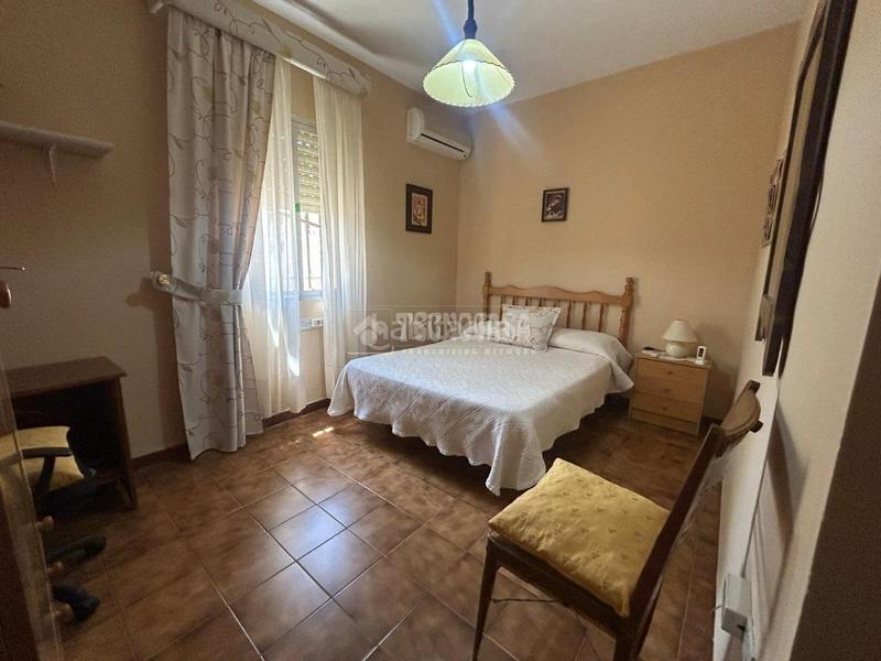 Foto 3f269580-ab4b-4f3c-a4d3-9dce38edc7e2. Masía casa rural en venta en Baeza