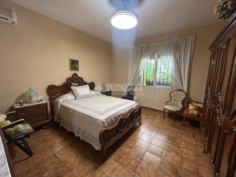 Foto d45b00eb-153a-4900-b657-5809631cf3e5. Masía casa rural en venta en Baeza