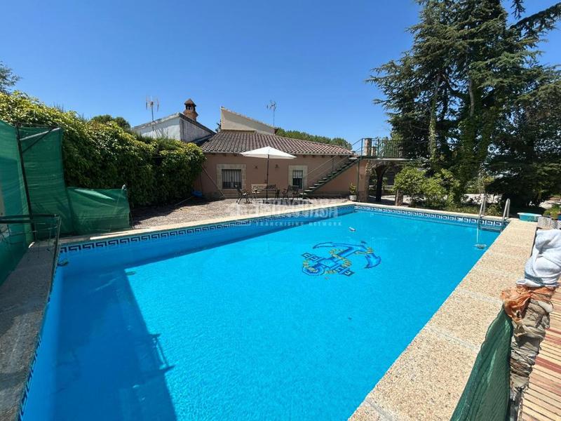 Foto dcb01fb0-e009-4249-b0fa-7bc764177d2b. Masía casa rural en venta en Baeza