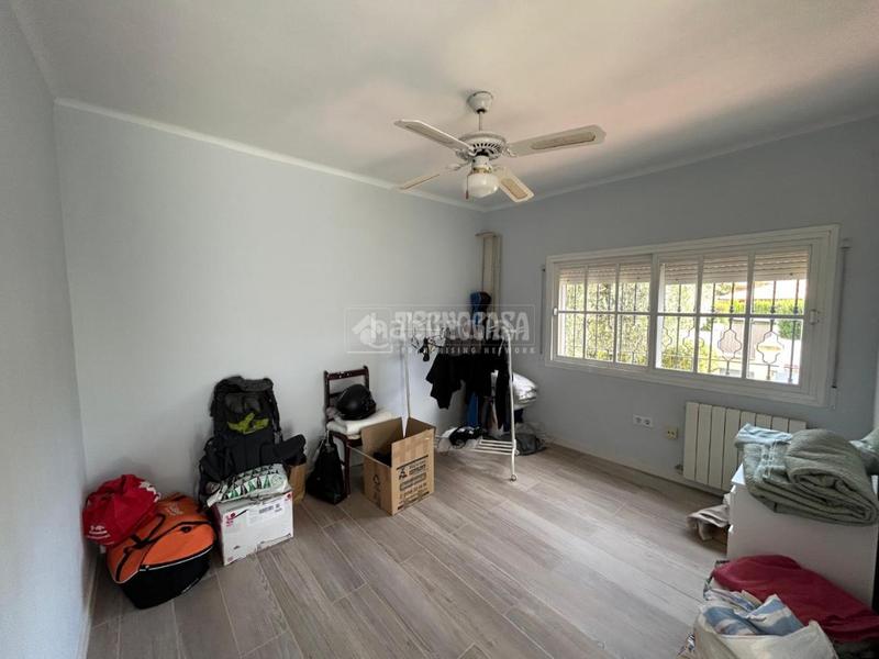 Foto 3fa4d034-5fe0-45b9-8be0-7470b77a1f47. Casa  en venta en Baeza