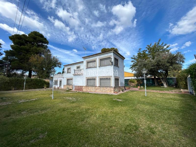 Foto fdab568e-9354-4e34-aa62-ae29274f2c0e. Casa  en venta en Baeza