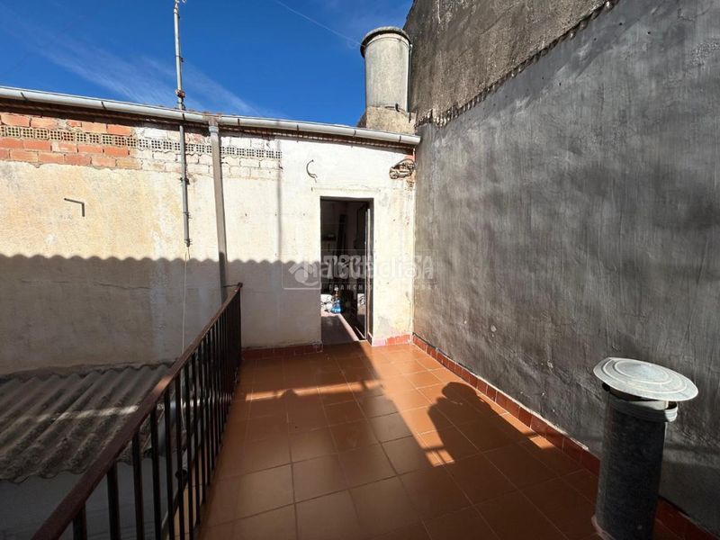 Foto 06015cd4-922e-423e-b07f-c8f797c2c82e. Casa aparellada a Baeza