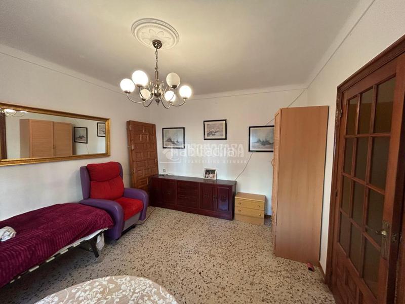 Foto 640f3346-4dff-4b77-84f7-e2b1ea76627a. Casa aparellada a Ibros