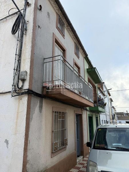 Foto 9a77fb0c-24c0-4dcc-87fd-e536a3d5f129. Casa  en venta en begíjar en Baeza