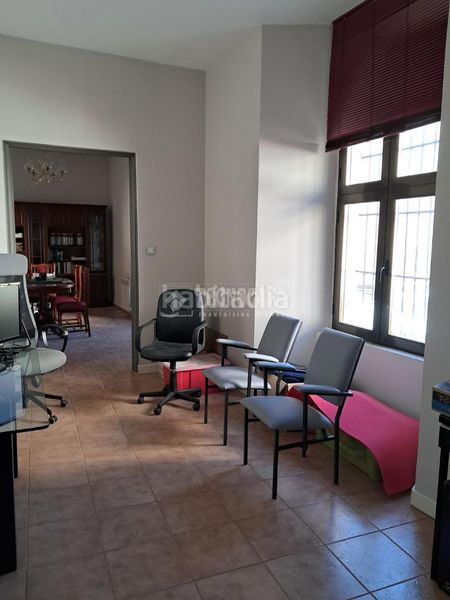 Foto 3115e886-2808-46c5-95f8-daf401558cf4. Casa  en venta en Baeza