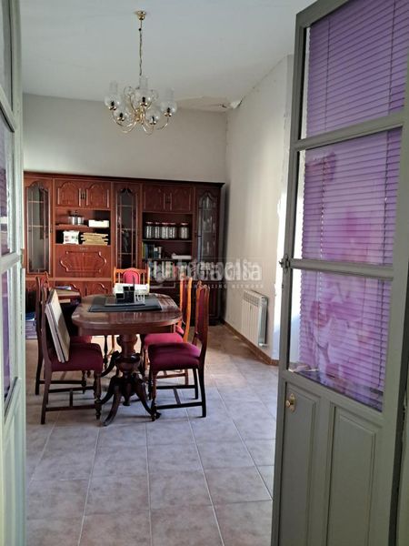 Foto 63fced74-04d4-4772-831f-c659d12e0fc9. Casa  en venta en Baeza
