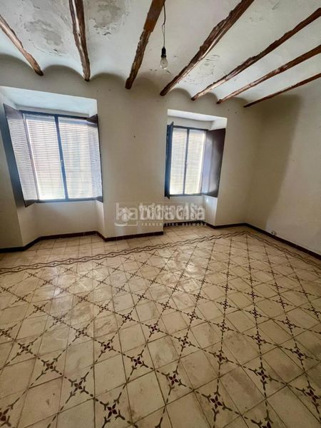 Foto afe64000-dbdb-41a4-a49f-caa9691f24a8. Casa aparellada a Baeza