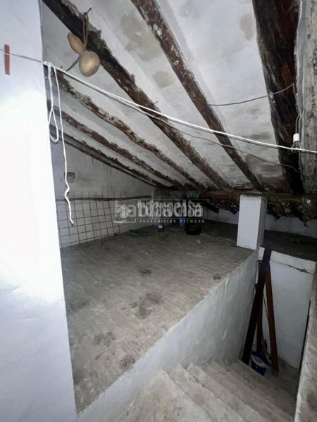 Foto c80c2c40-942f-41ee-8a46-fddaa9391c66. Casa aparellada a Baeza