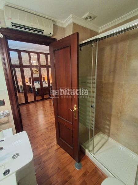 Foto b7c56d64-c827-40ba-aea6-7cd5ed17df83. Piso  en venta en Baeza