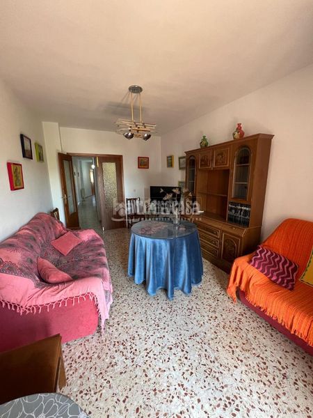 Foto 31a0b9dd-64fc-4cb6-b917-5c7812dc5ab2. Pis a Baeza