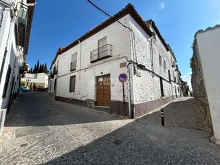 Casa bifamiliare in Baeza. Casa en venta en baeza