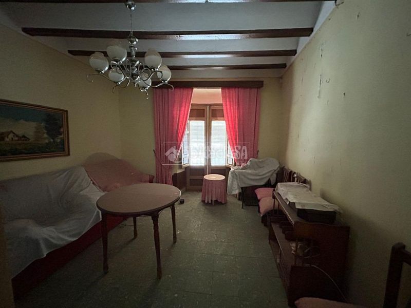 Foto 52418dbd-5093-4077-8bf7-b67215281d4c. Casa aparellada a Baeza
