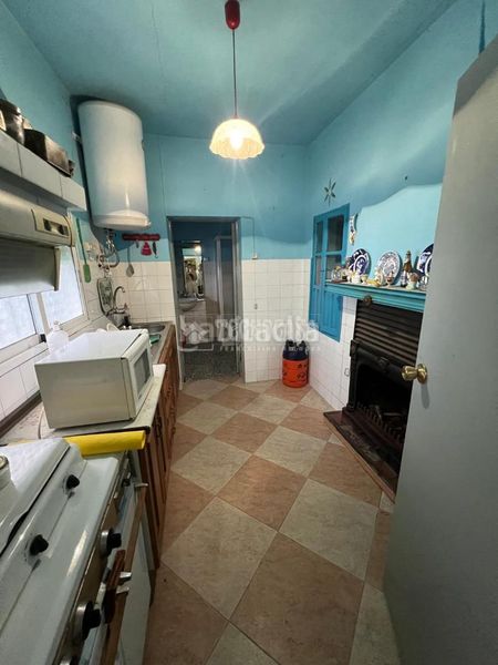 Foto 339119f1-68b3-428c-a5db-632782368468. Casa aparellada a Baeza