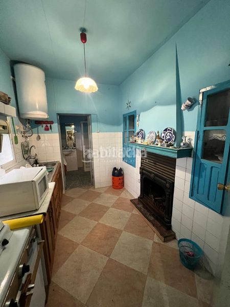 Foto cb8f8caf-ebf7-405f-98d5-ecb1e88dbe88. Casa aparellada a Baeza