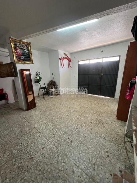 Foto 734164f6-e39f-4095-adbe-33a76e9c4b33. Casa aparellada a Baeza