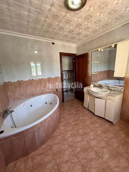 Foto 94067ea4-f221-413d-97e5-fe59a00b2a6c. Casa aparellada a Baeza