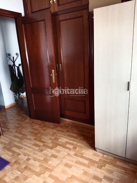 Foto 947b6257-75be-45ca-9929-f3464ee152b4. Pis a Baeza