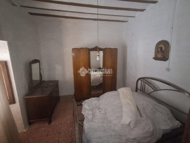 Foto aef76511-6afa-48fa-a84f-c3b45d84659c. Casa a Baeza