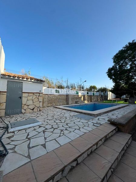 Foto c088182f-ce3b-408b-9c6b-a06bfeb8a9fe. Casa  en venta en Baeza
