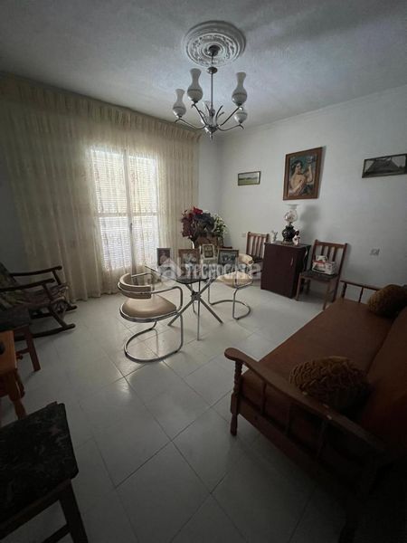 Foto df924f91-a9c7-4aa9-b5ab-6594305ac4aa. Casa aparellada a Ibros