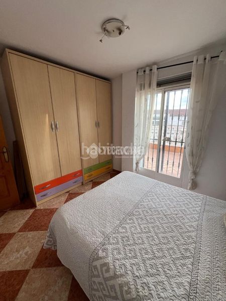 Foto 130c5a36-a235-491b-84dd-f5b5498561eb. Casa aparellada a Rus