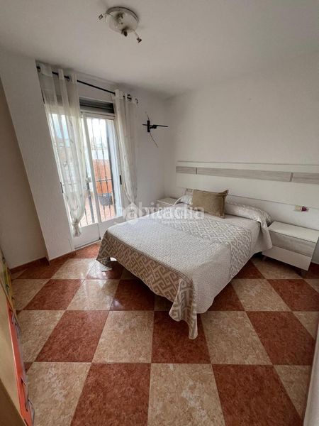 Foto 9d77b994-c25b-4d71-bd93-7d165d9c5bc5. Casa aparellada a Rus