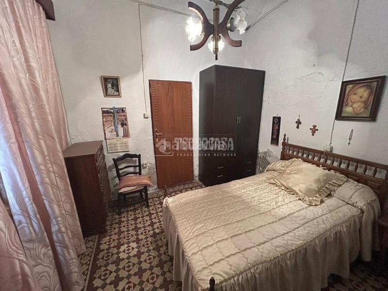 Foto 5cd89cc9-bbb3-4c3f-a809-1cb1162ca1b2. Casa pareada casa en venta en Baeza