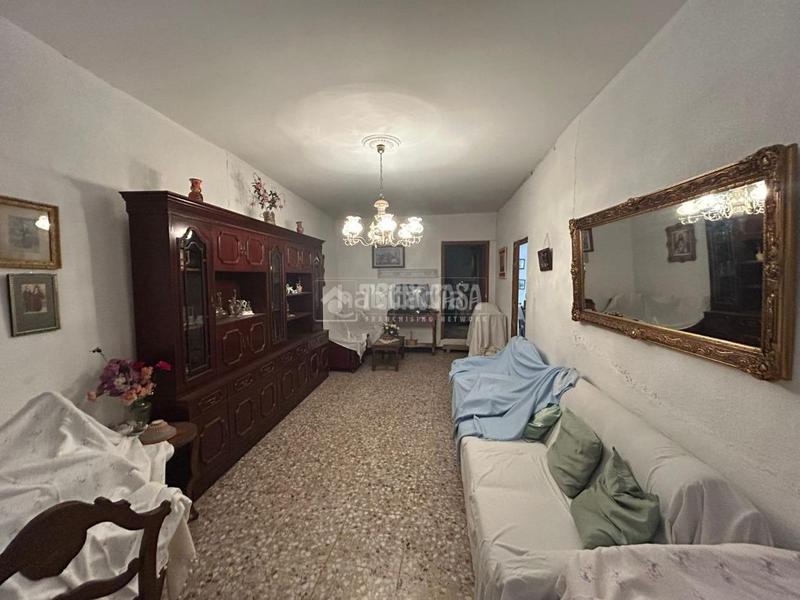 Foto 70aea3ca-0913-4b2e-a66b-0b478da2d852. Casa pareada casa en venta en Baeza