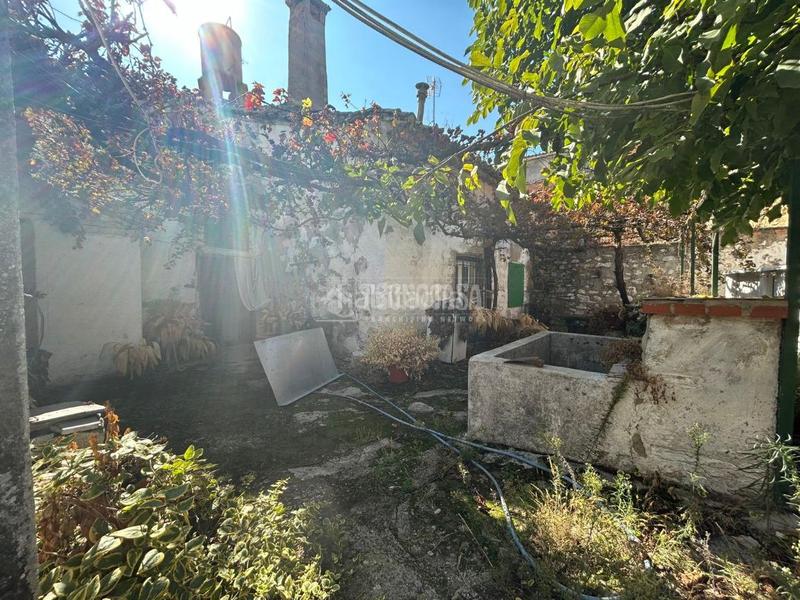 Foto 95afd02a-4544-45d0-9448-e54f34da6739. Casa pareada casa en venta en Baeza