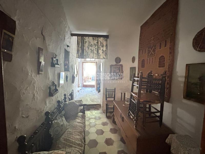 Foto e6da2c2f-7fe9-4752-b251-dbece7788cf9. Casa pareada casa en venta en Baeza