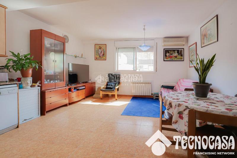 Foto ca5b928d-b881-41f2-b3bf-b6be6ee0ac54. Pis amb calefacció aparcament a Ca n´Oriol Rubí