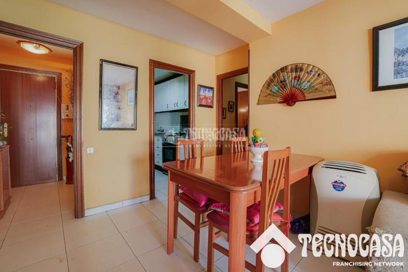 Foto e8f27074-d461-45d3-b74f-19597aaffcb8. Piso  en venta en Les Torres Rubí