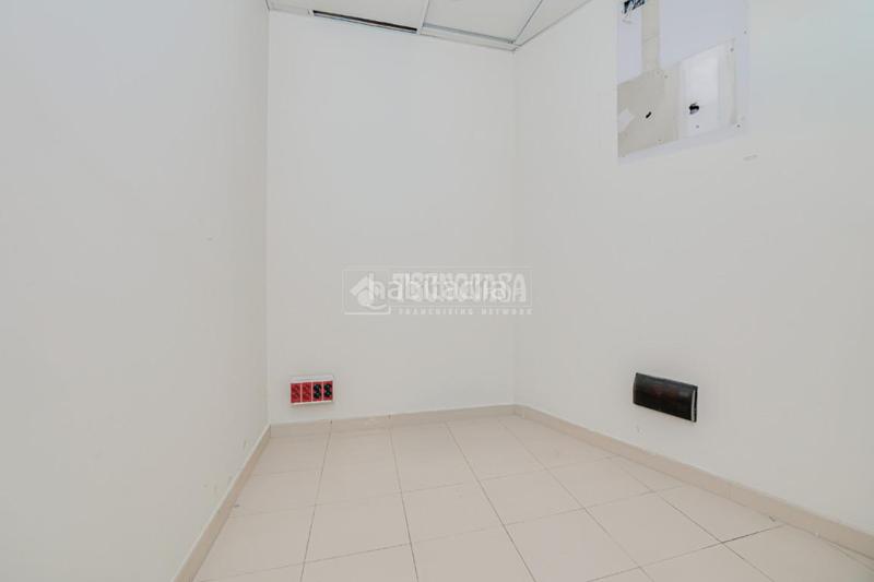 Foto 72316062-cfff-4912-b725-9af83768fbb3. Affitto locale commerciale in La Serreta Rubí