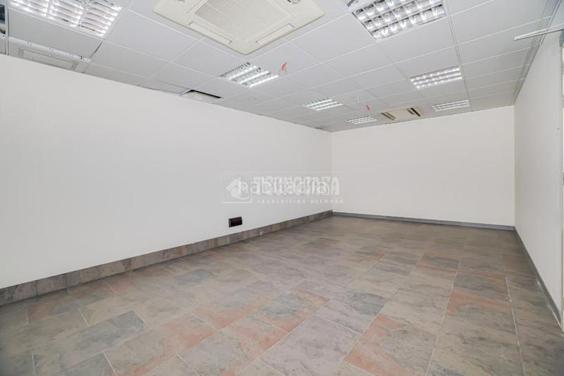 Foto 23111dd3-f577-4545-8318-b460138ccec7. Alquiler local comercial  en alquiler en Rubí