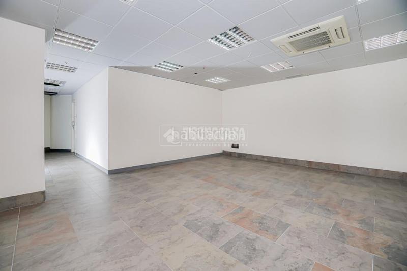 Foto 844c6a75-55e5-4672-88ad-d2f26f8ad486. Alquiler local comercial  en alquiler en Rubí